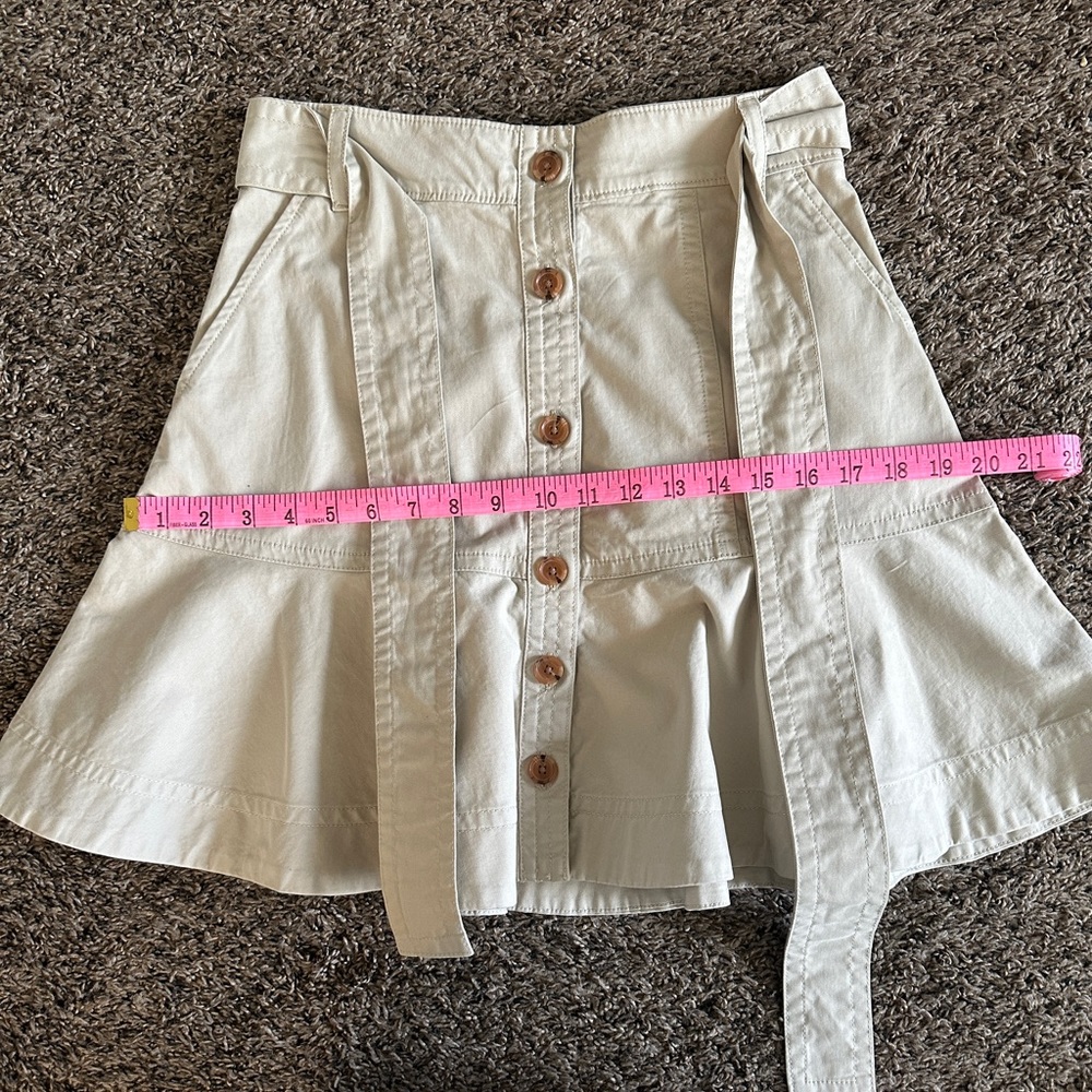 Banana Republic Beige skirt size 2 - Picture 8 of 8